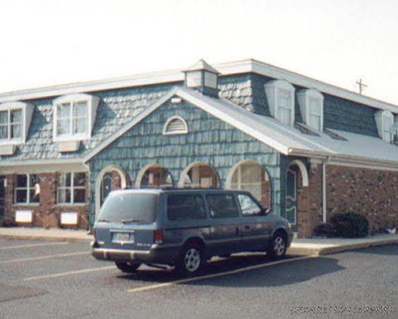 Red Carpet Inn Piqua Exterior photo